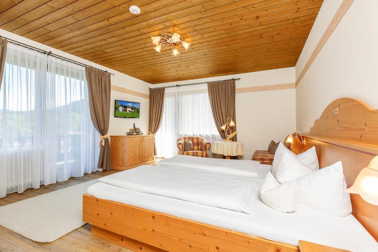 Gaestehaus Menkenbauer Ruhpolding Bagian luar foto