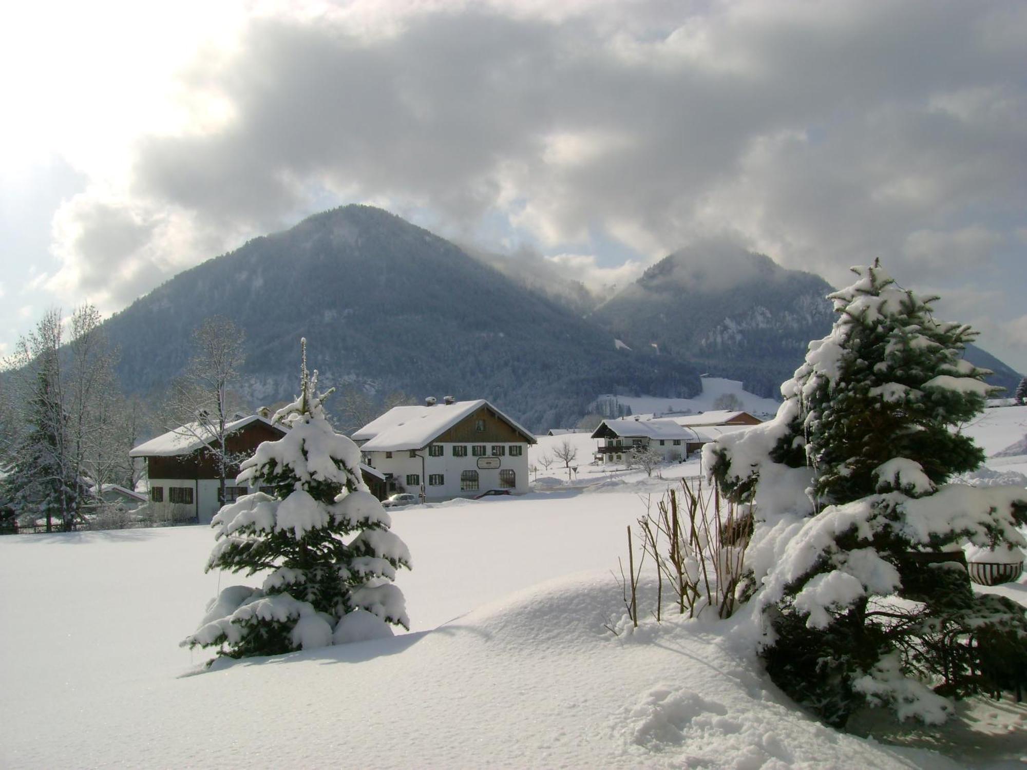 Gaestehaus Menkenbauer Ruhpolding Bagian luar foto