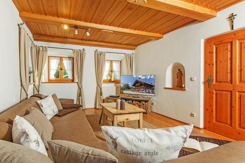 Gaestehaus Menkenbauer Ruhpolding Bagian luar foto
