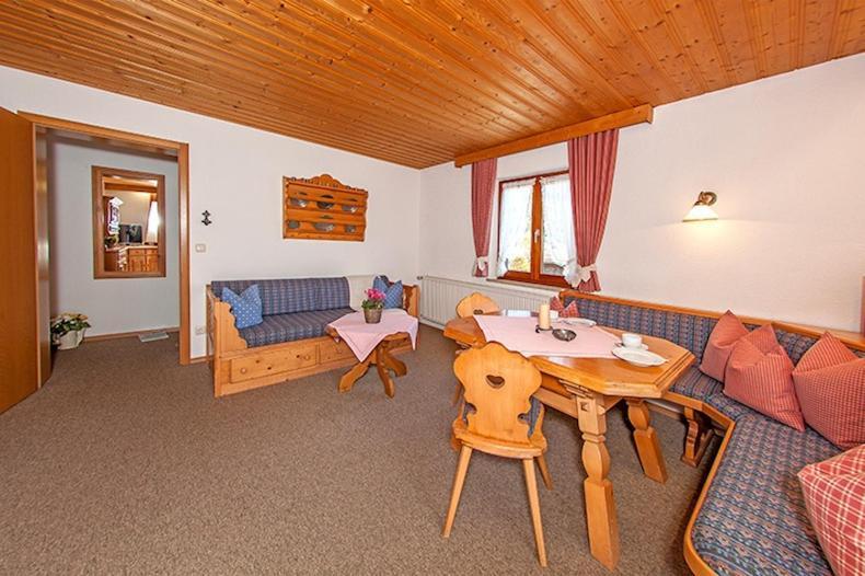 Gaestehaus Menkenbauer Ruhpolding Bagian luar foto